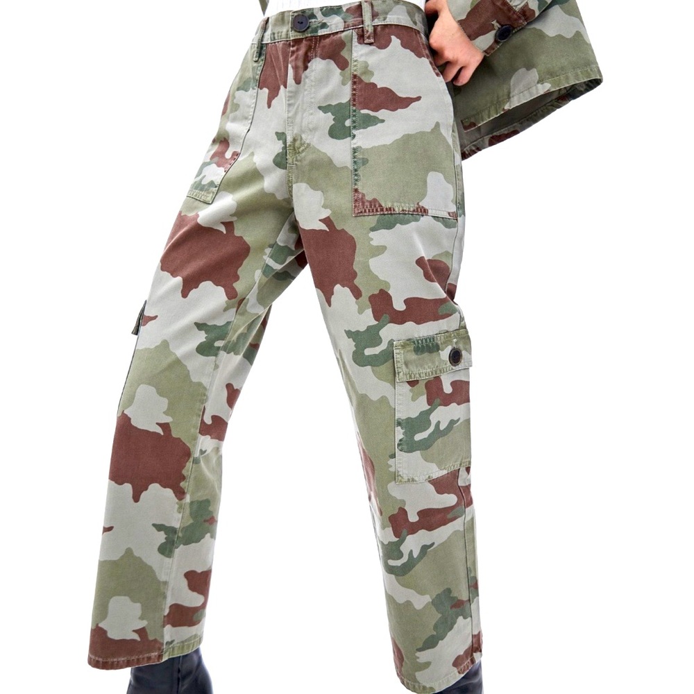Zara Camouflage trousers